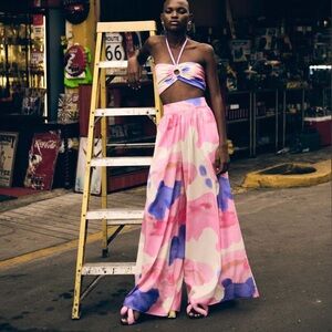 De Loretta kantu top in small and campana pant xs